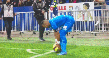 官方：赵博和王国明共同当选中超9／10月最佳守门员