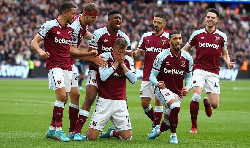 曼联：6770万废柴爆发，近4场首发打进3球，重回英格兰队不是梦！