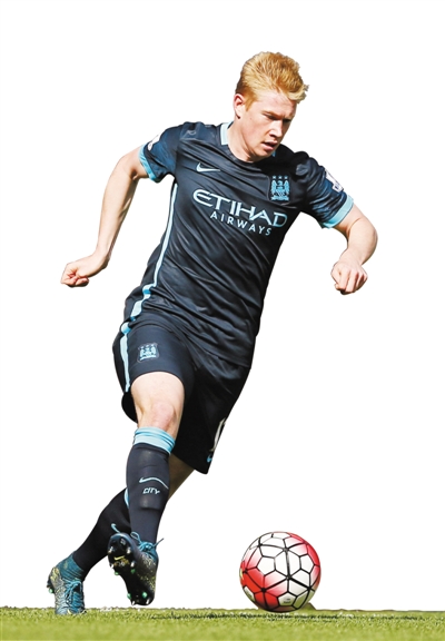 利物浦主帅斯洛特做出惊人决定：萨拉赫罕见坐上替补席