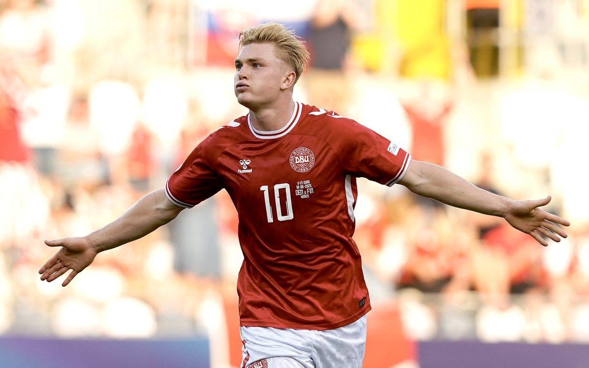 中足联：中超国内球员年薪上限500万元，外援年薪封顶300万欧元