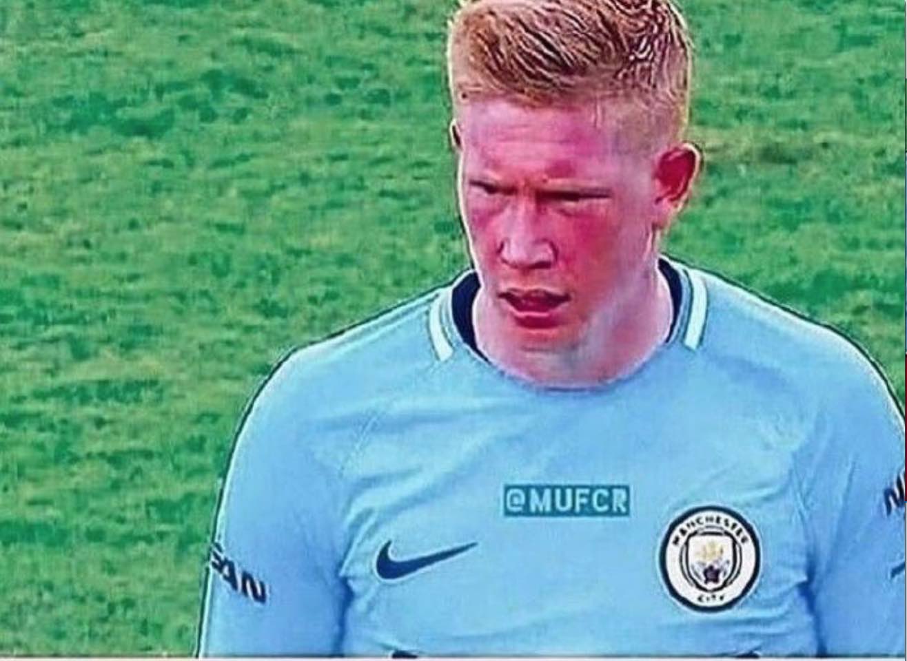 德天空：德甲三强争夺17岁中场德卡特，安德莱赫特要价2500万